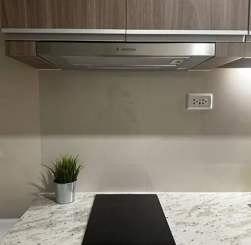 10g Cozy At Park Mckinley West Near Venice Mall
