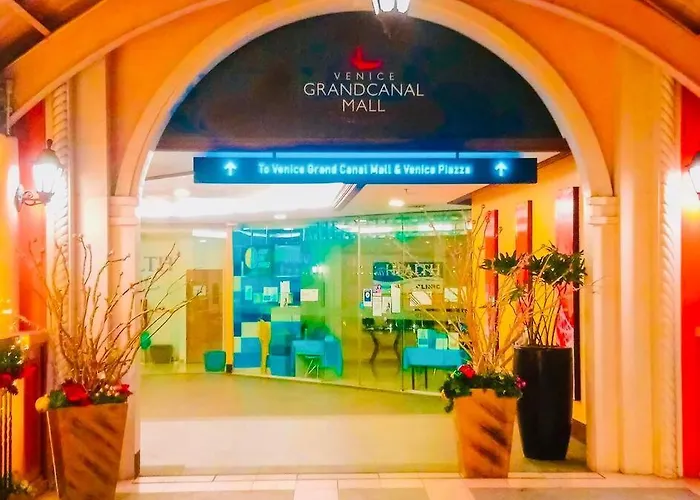 Apartment 10g Cozy At Park Mckinley West Near Venice Mall