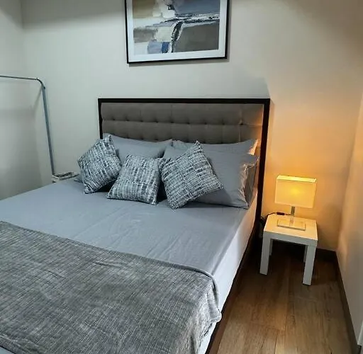 10g Cozy At Park Mckinley West Near Venice Mall Apartment *