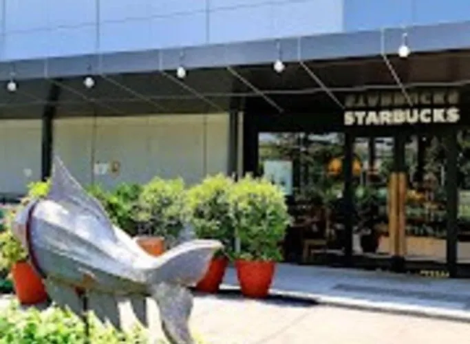 10g Cozy At Park Mckinley West Near Venice Mall Apartment