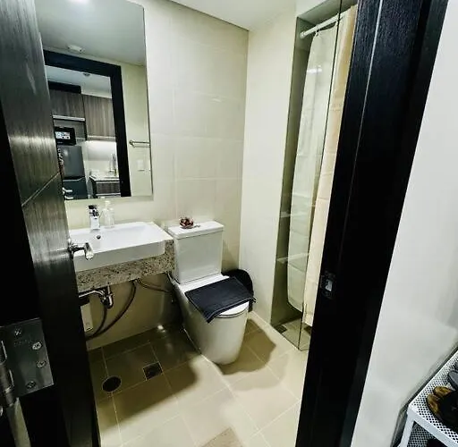 Apartment 10g Cozy At Park Mckinley West Near Venice Mall *